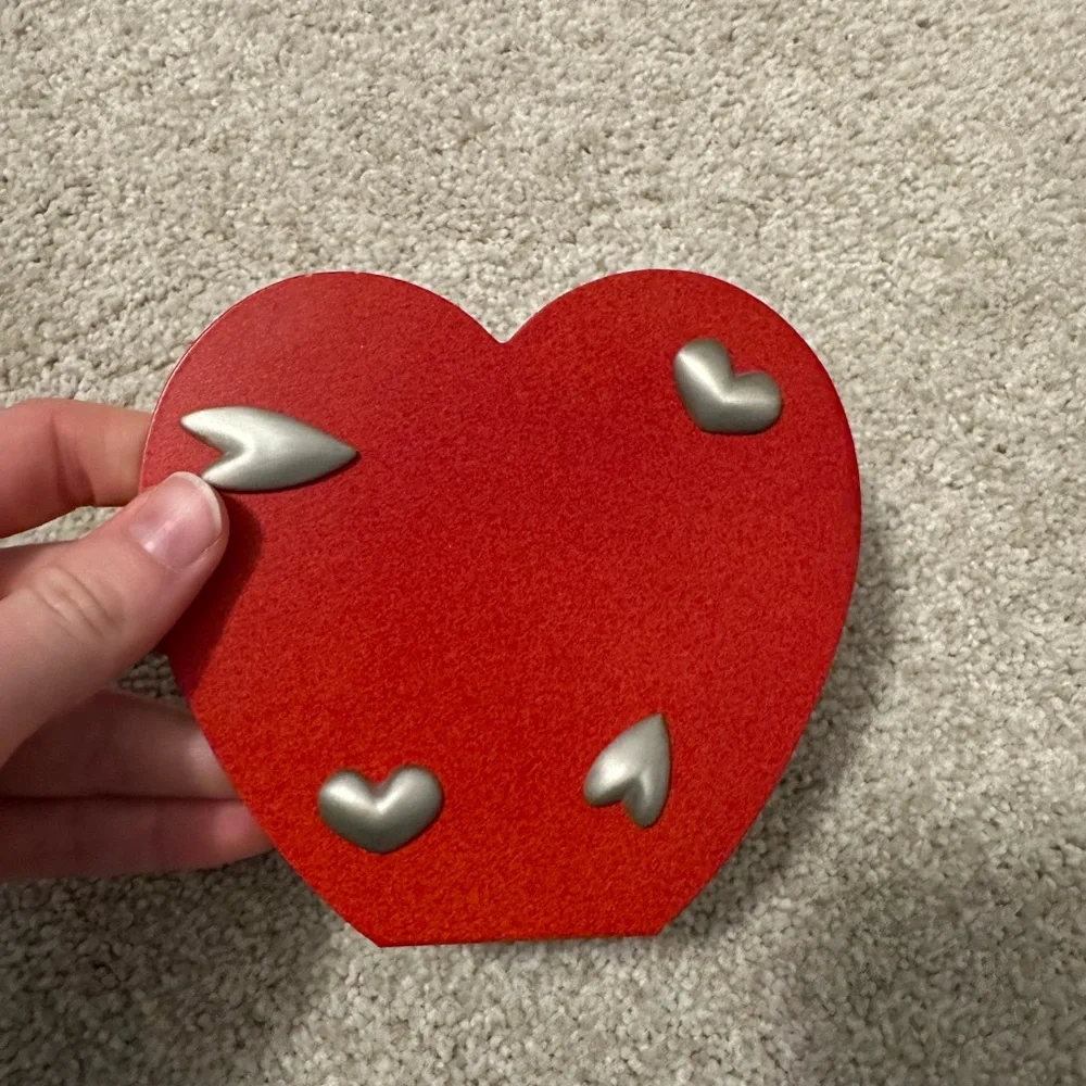 Hallmark Magnetic Heart Frame